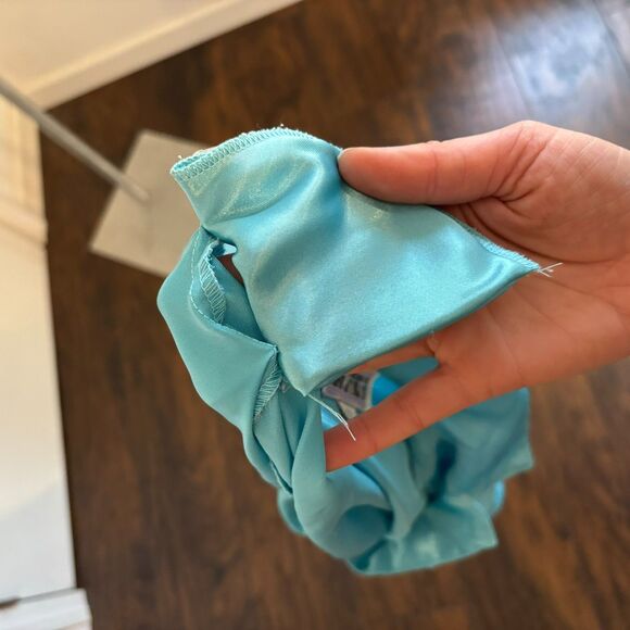 Sarah Spencer size Small Floral Embroidered Vintage Satin Pajama Button Up Top - Picture 5 of 9